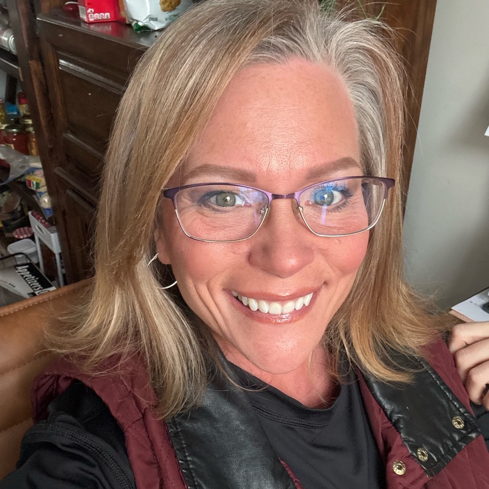 Meet your Posher, Dawn
